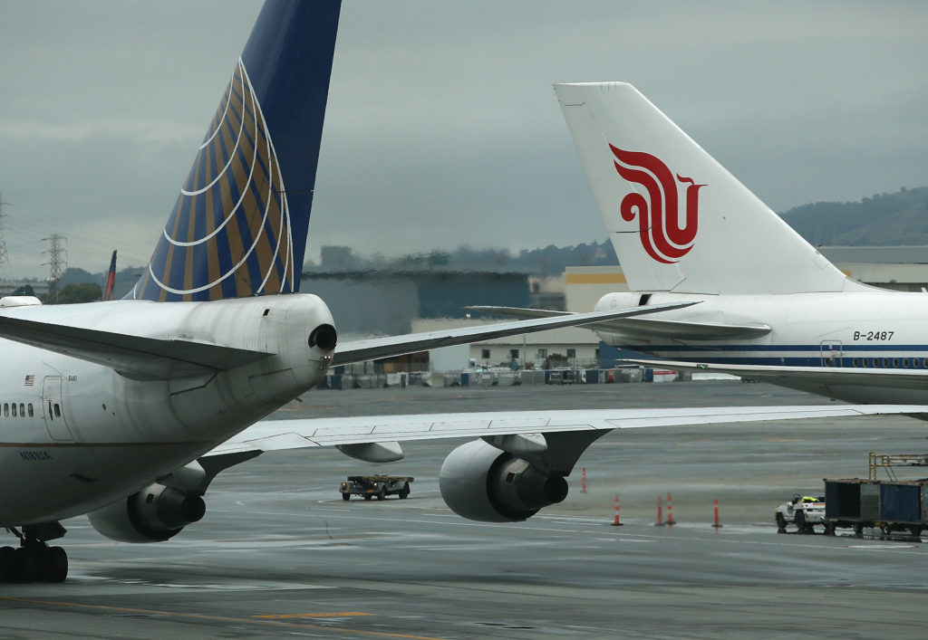 EPA To Regulate Greenhouse Gas Emissions From Airplanes